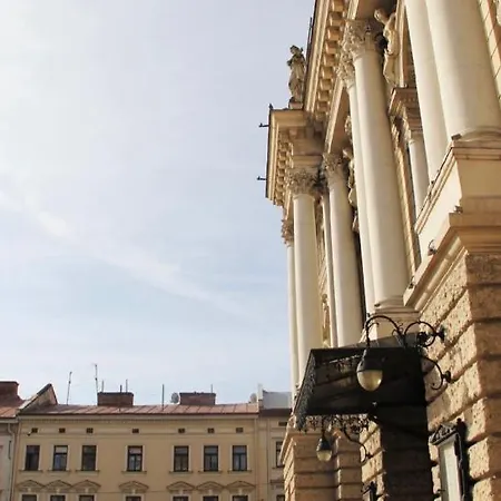 Apartment Near Opera